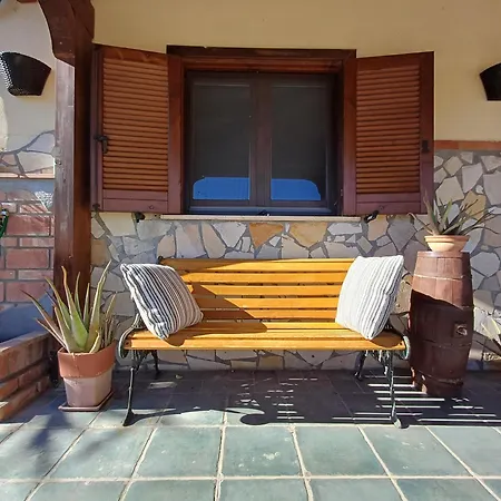 La Tana Di Otto Frühstückspension