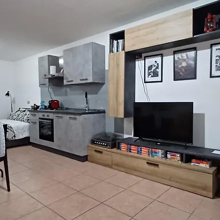 La Tana Di Otto Frühstückspension 3*